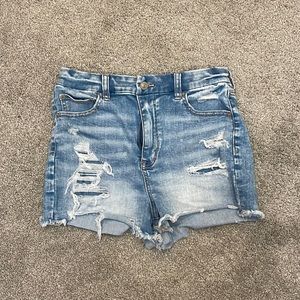 American Eagle Curvy Hi-Rise next level stretch shorts